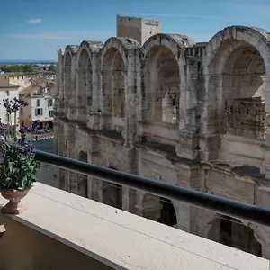  Appartamento Avec Balcon Donnant Sur Les Arènes D’arles